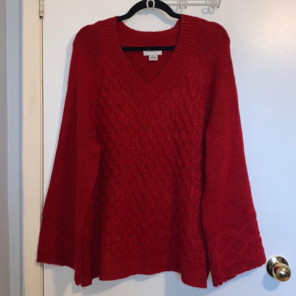 Wide sleeve sweater